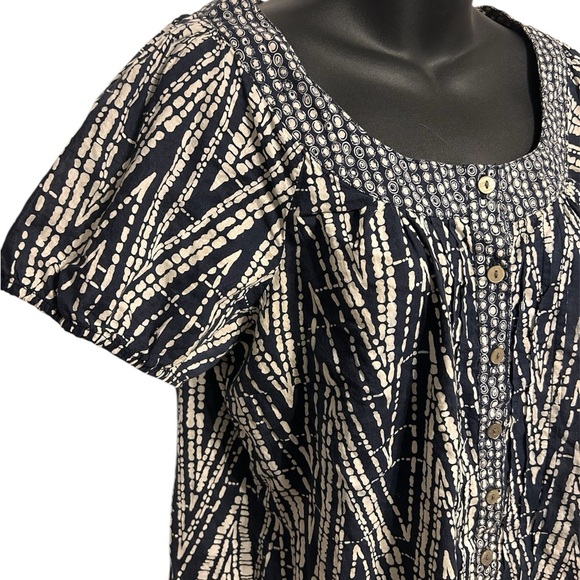 Stylish Blue and White Women's boho Top - Picture 3 of 6